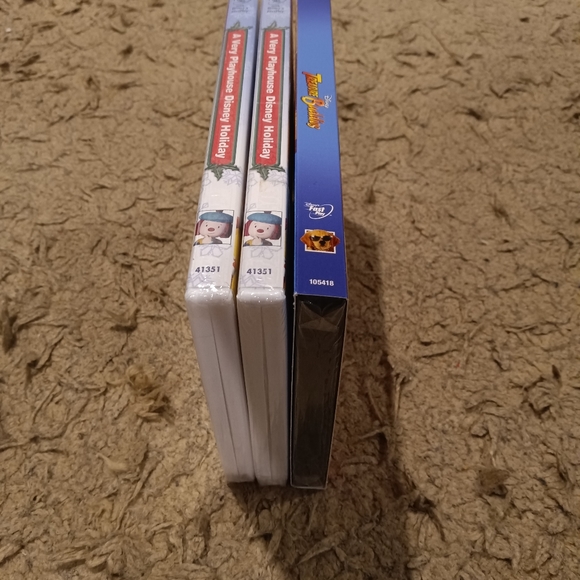 Brand New Disney DVDs-(2) same movie- A Very Playhouse Holiday &Treasure Buddies - Picture 2 of 4